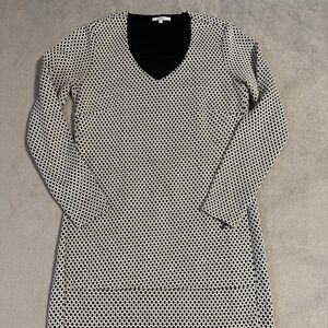 Sandwich Dress Small Long-Sleeve Midi Stretchy White Black Zipper V-Neck